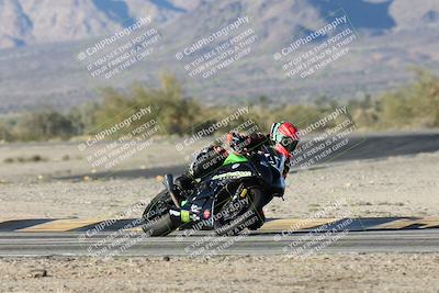 media/Dec-07-2025-CVMA (Sun) [[3e7d2de5dc]]/Race 16-Formula Middleweight/